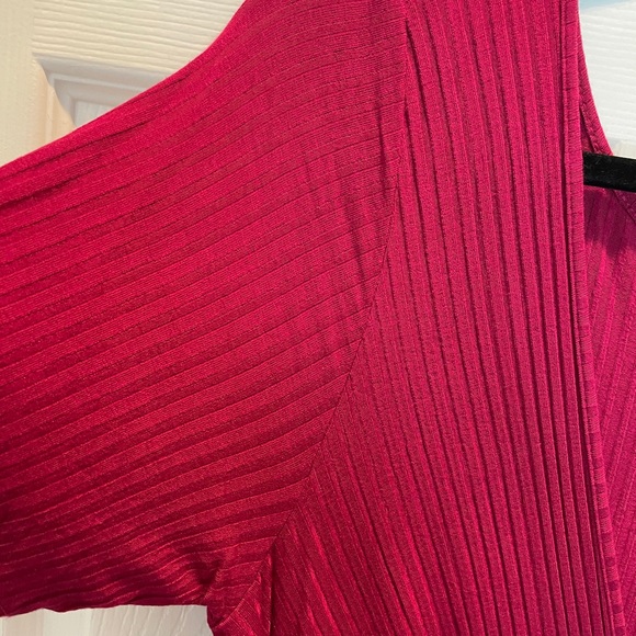 Red ribbed romper - Picture 3 of 4